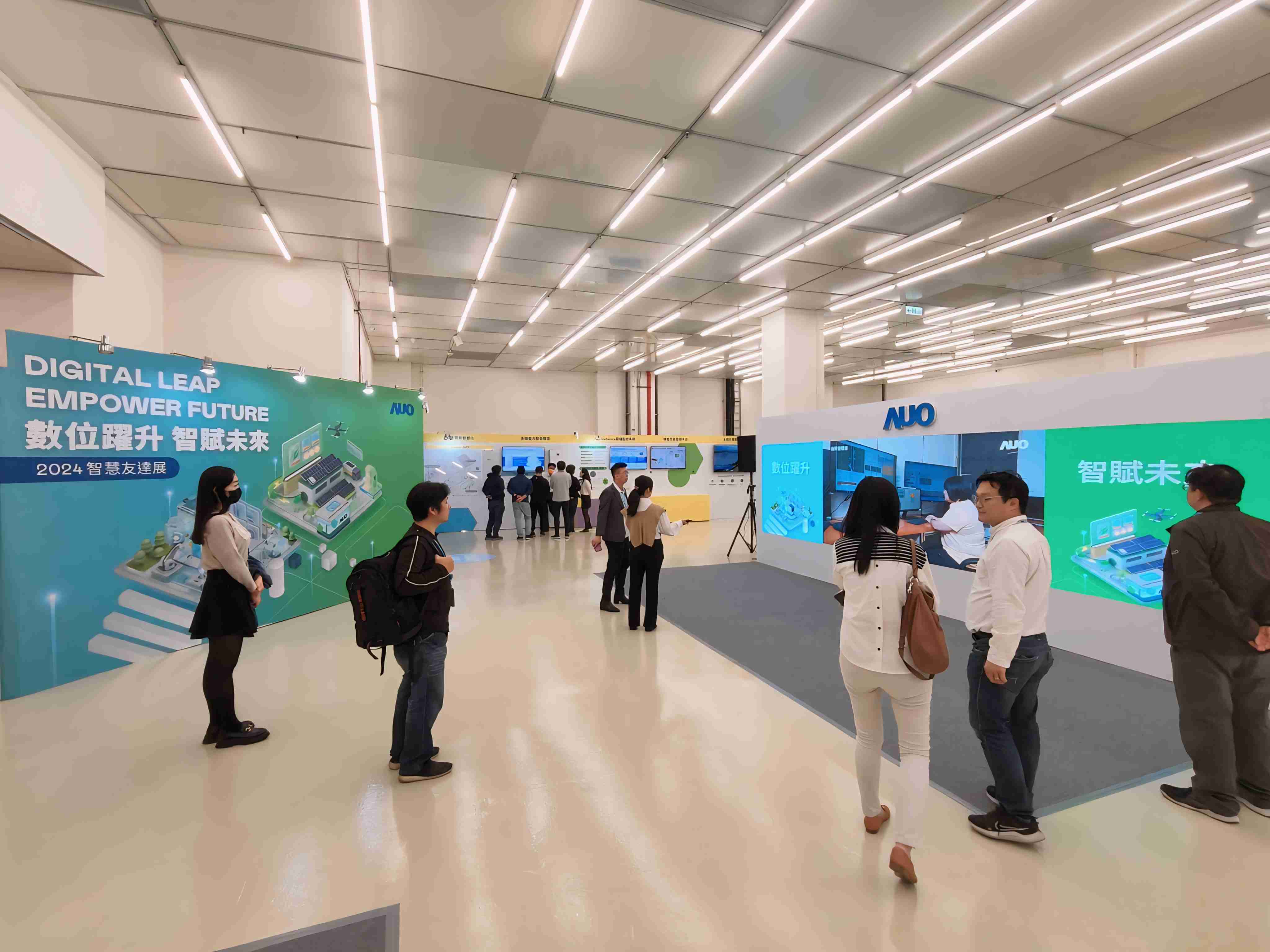 2024智能尊时凯龙展邀集生态圈伙伴共同参展，，从数字应用、、净零减碳到能源发展，，，创造全方位永续商机，，携手生态圈伙伴迈向永续未来